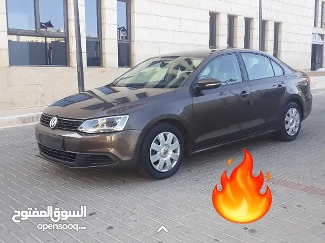 Volkswagen Jetta 2015 in Ramallah and Al-Bireh