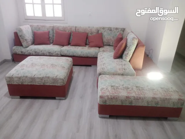 ركنة مكونة من 2 قطعة جنب ثابت به كشاف مضئ  +بف + بف هدية