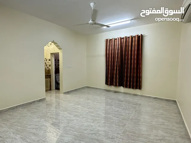 120m2 3 Bedrooms Apartments for Rent in Muscat Al Maabilah