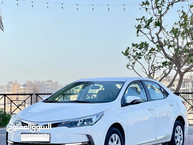 Toyota Corolla 2018: "Reliability Meets Style, Drive with Confidence"