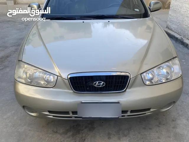 هونداي اكس دي موديل 2000 لون ذهبي للبيع