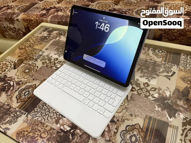 iPad Air 11” M2 256 Gb with Magic  Keyboard  and Original Cover