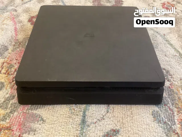 بلاستيشن فور بحاله جيده مستعمل