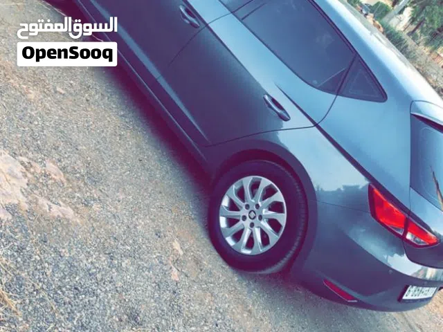 سيات ليون / 2016