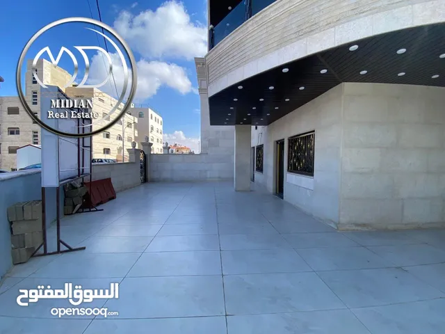 250 m2 4 Bedrooms Apartments for Sale in Amman Khalda
