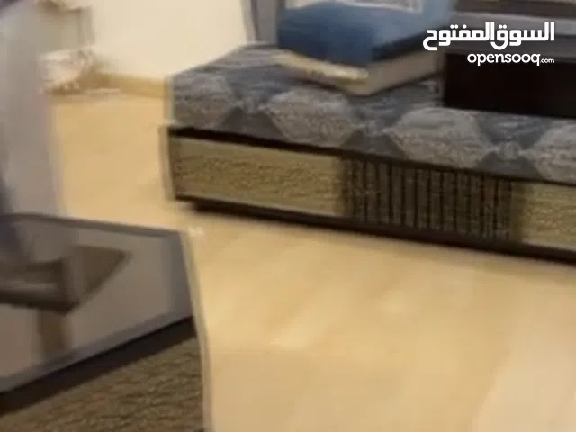 طقم جلوس عربي للمجلس يضم 20 شخص