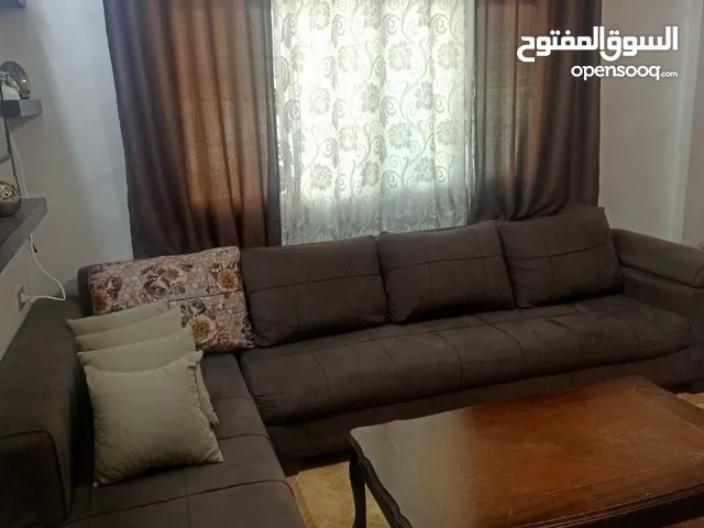 أثاث غرفة ضيوف ممتاز للبيع بشكل كامل او مجزء السعر مجزء على الهاتف