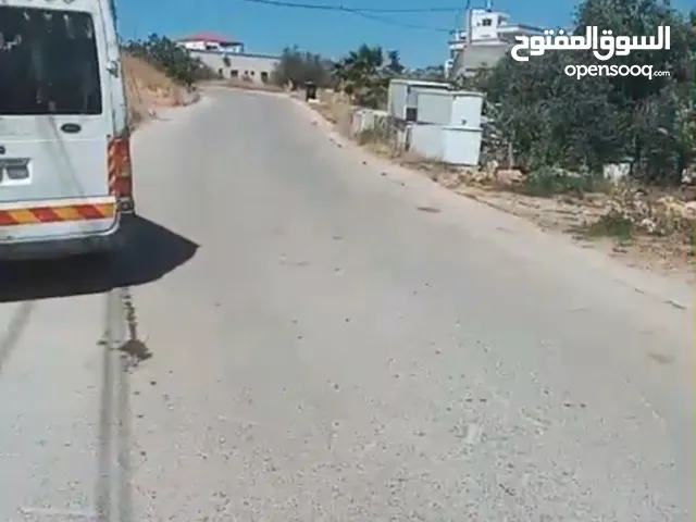 ارض للبيع منطقه سكن بي  للبيناء في عين عريك مساحه 650متر السعر ،70الف دينار للبيناء