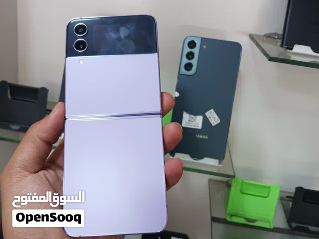 GALAXY Z FLIP 4