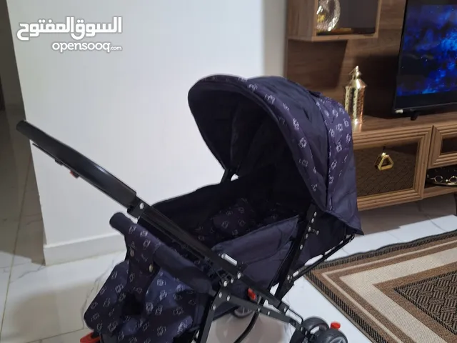 كروسة اطفال شبه جديدة استعمال مرة فقط اصلية للبيع ب250