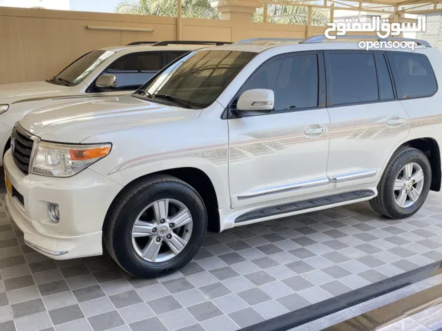 Used Toyota Land Cruiser in Al Dakhiliya