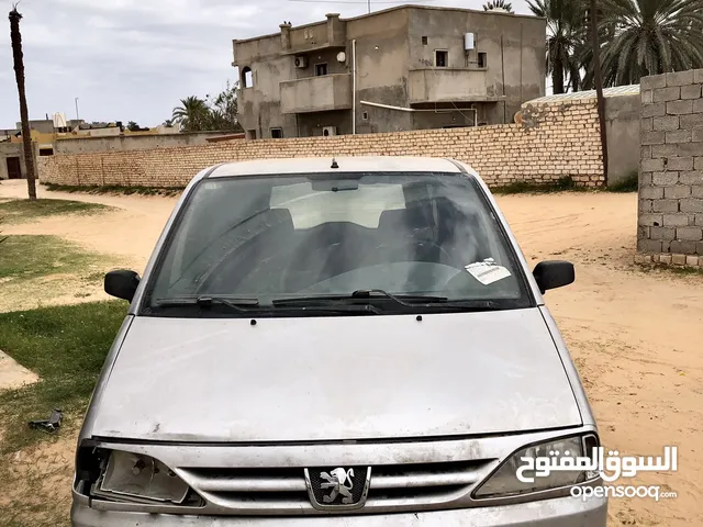 Peugeot 806  in Zawiya