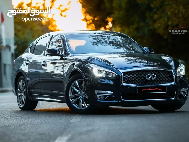 INFINITI Q70 EXCELLENT CONDITION BLUE 2016 SUPER COMFORT GREAT PERFORMANCE 3.5L 6cyl Engine