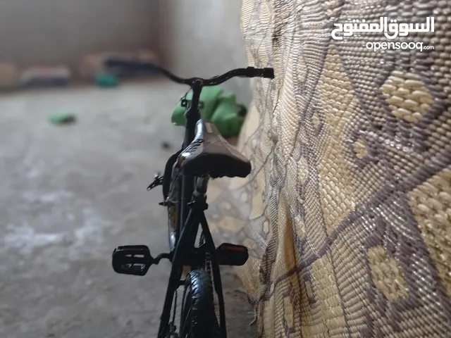 دراجة هوائية للأطفال من الحجم الصغير