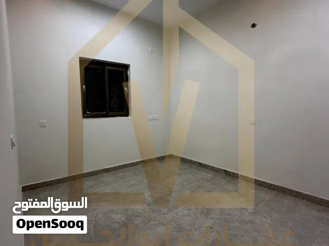 180 m2 3 Bedrooms Townhouse for Rent in Basra Juninah