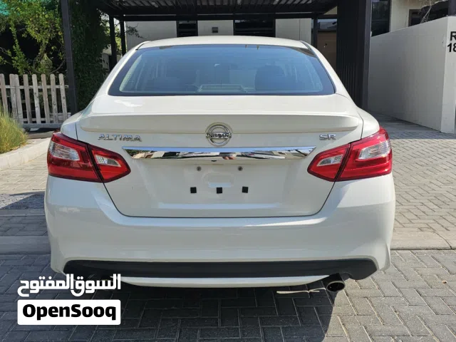 2016 نيسان التيما SR