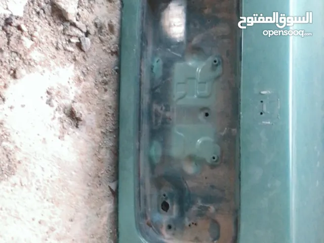 مري باتمان للبدل وصندوق للبيع