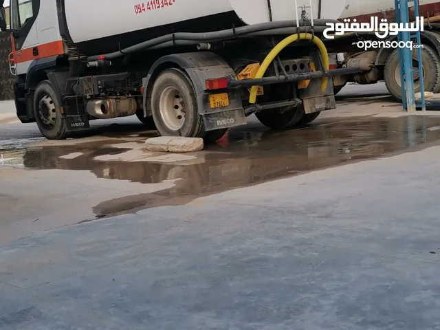 سيارة نقل مياه من بوابة الدافنيه الي قزير