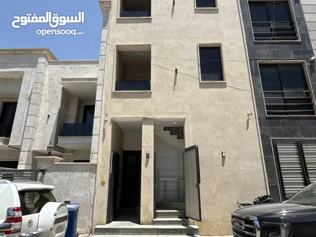 ايجار وحده سكنيه طابق ارضي منطقه المنصور المهندسيين