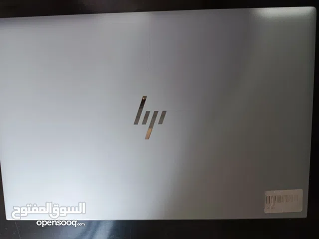 HP eltebook Ryzen 7 pro 2021 screen 14"