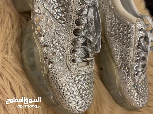 Beige Sport Shoes in Amman
