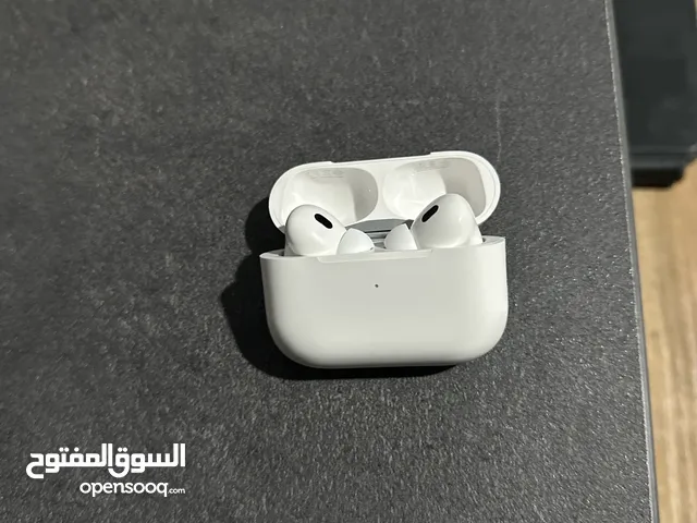 AirPods Pro 2 MagSafe charging case