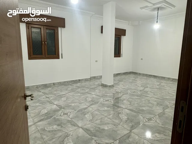 200 m2 3 Bedrooms Apartments for Rent in Tripoli Abu Sittah