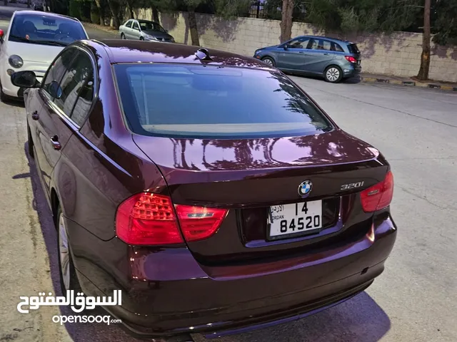 سياره bnw استعمال نسائي موديل 2010
