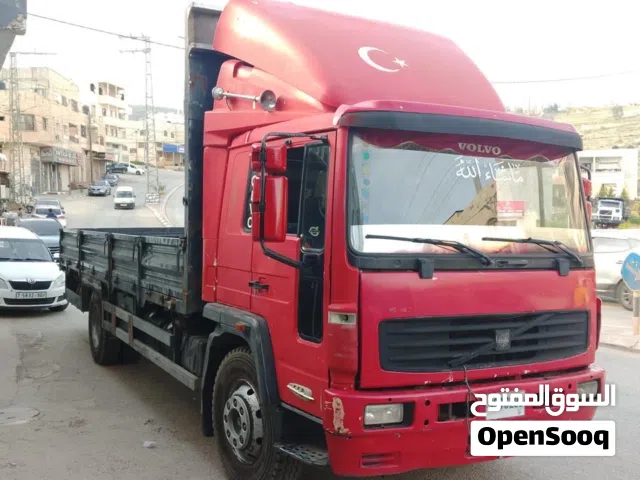 1999 فولفو 240