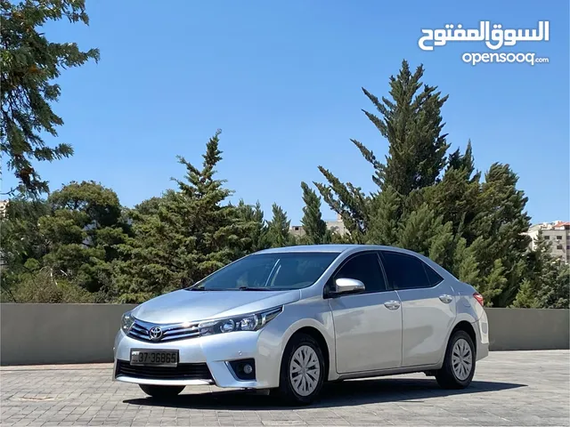 تويوتا كورولا 2015 بنزين اصلي
