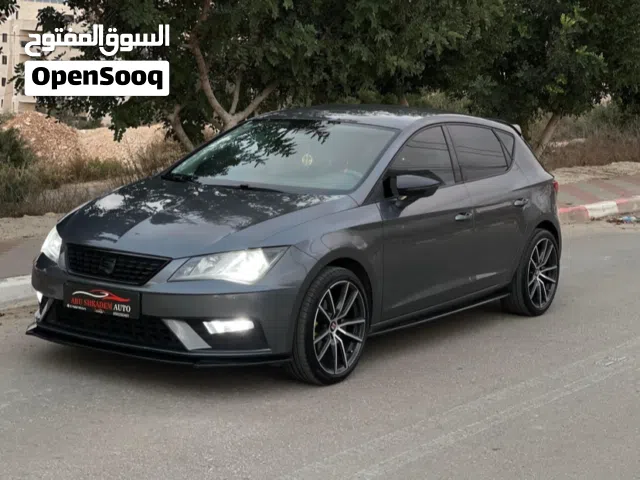 2017 سيات ليون Standard