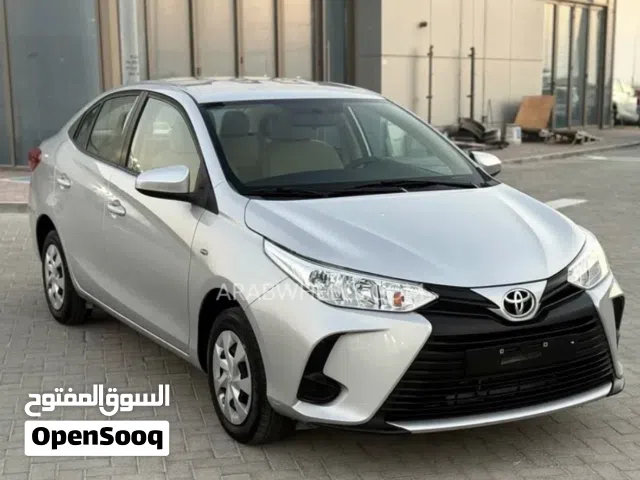 2022 Toyota Yaris Basic