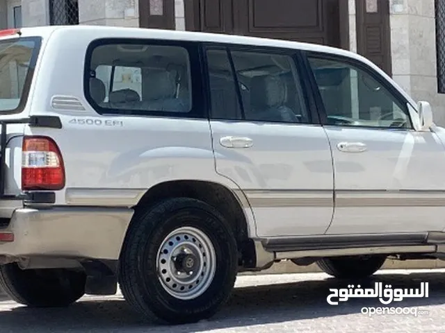 Used Toyota Land Cruiser in Dhofar