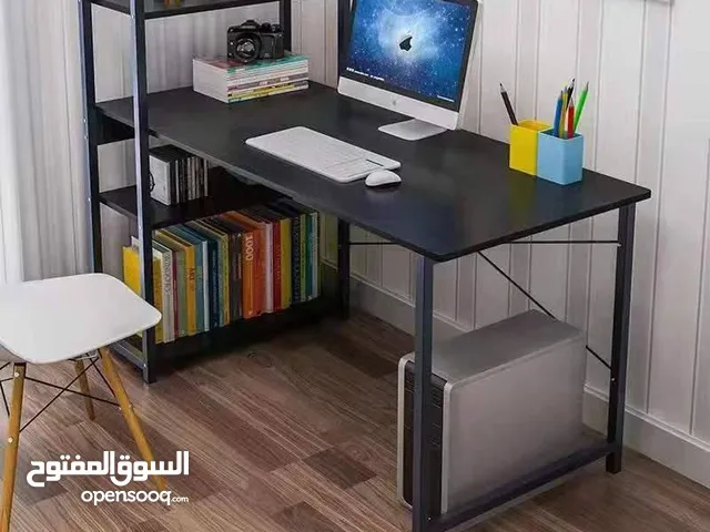 ميز مكتبي مع رفوف للدراسة المميزات: وحدة تخزين متعددة الاستخدامات مصممة لغرف النوم، ولكنها مناسبة أي