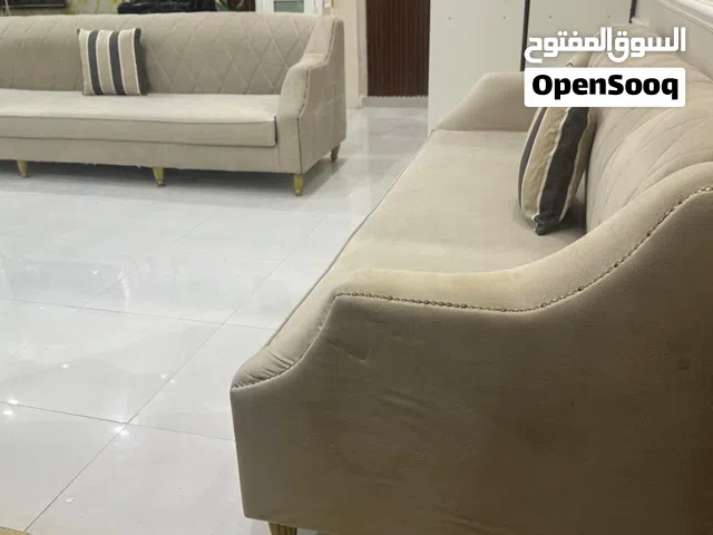 للبيع قنفات نظيفه وشبه جديده مستعمل خفيف جدا التواصل WhatsApp فقط
