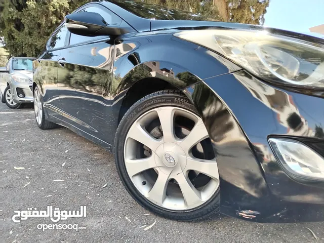 Used Hyundai Avante in Amman