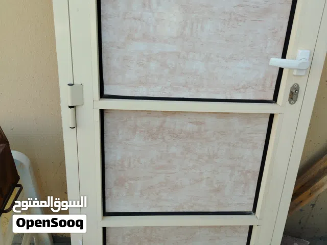 باب المنيوم مستعمل