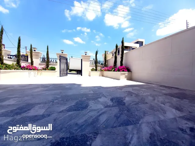 236 m2 4 Bedrooms Apartments for Sale in Amman Deir Ghbar
