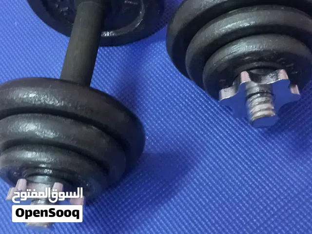 Dumbells and anti-slip mat دمبلز مع فرشة التدريب