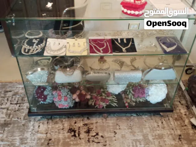للبيع بسعر مغري