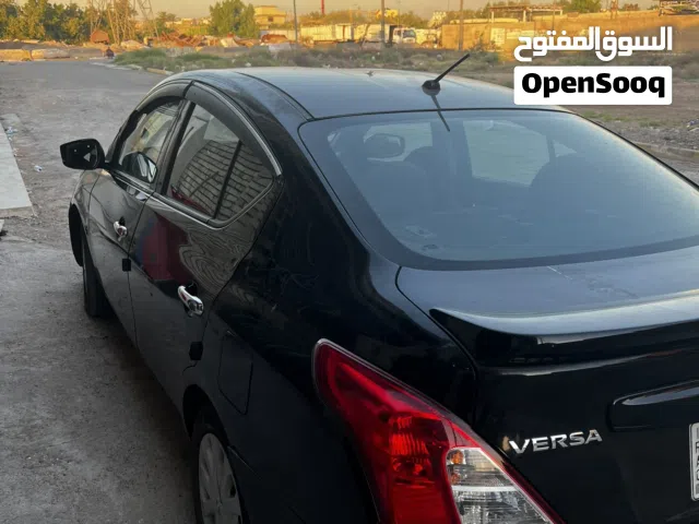 2018 Nissan Versa SV
