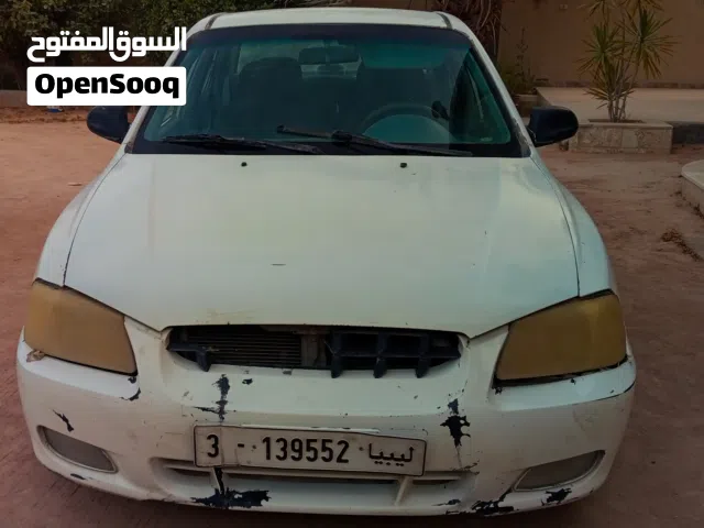 2002 هيونداي فيرنا EX