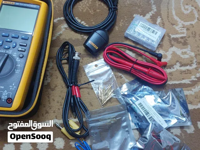ملتيميتر رقمي من شركة Fluke  Fluke 289  اجاني من امريكا استخدام بسيط