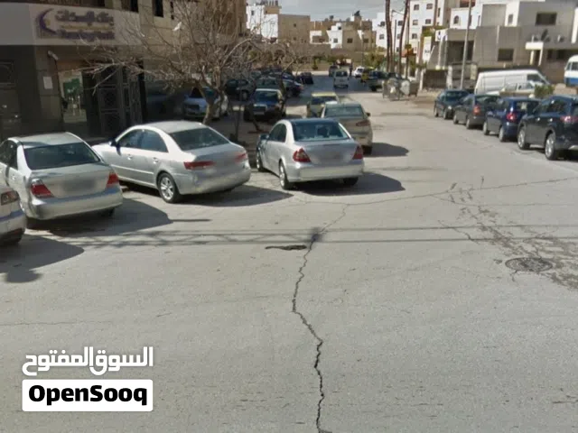 محلات تجاري للبيع ام السماق الشمالي قرب بنك الاسكان