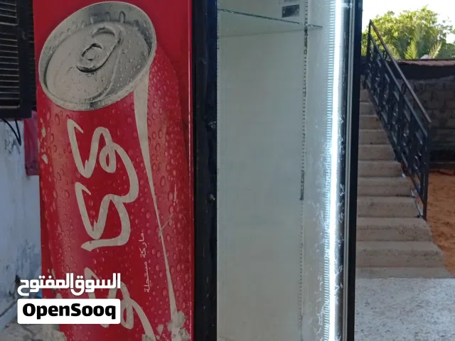 ثلاجة عرض مشروبات