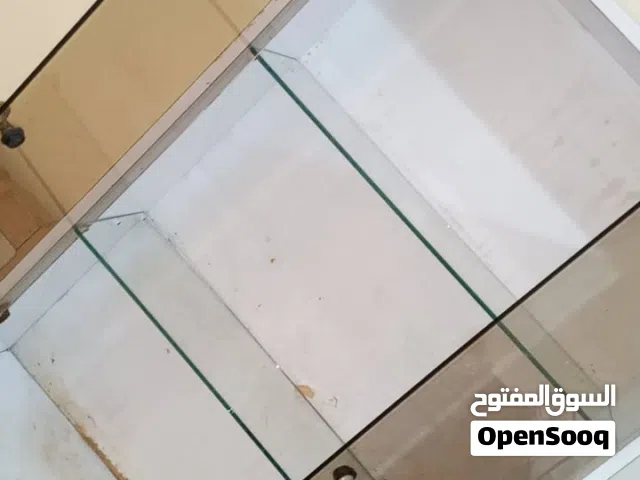 مكتبه لعدة استخدامات