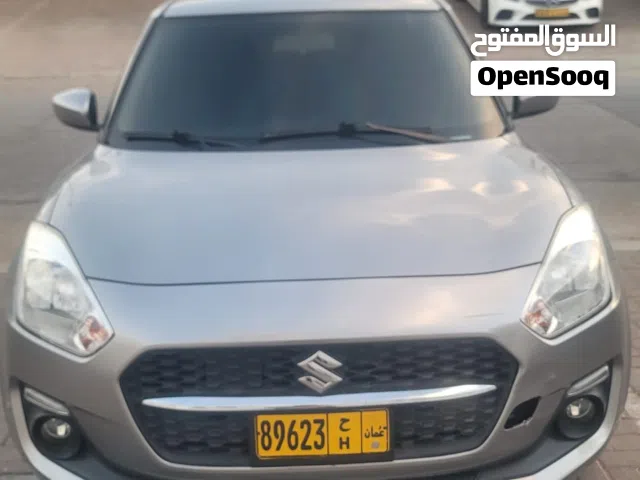 سيارة سوزوكي سويفت موديل 2020، لون أسمنتي، مرخصة، جديدة، بأوتوماتيك وبنزين