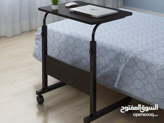 ميز حاسبة متحرك
