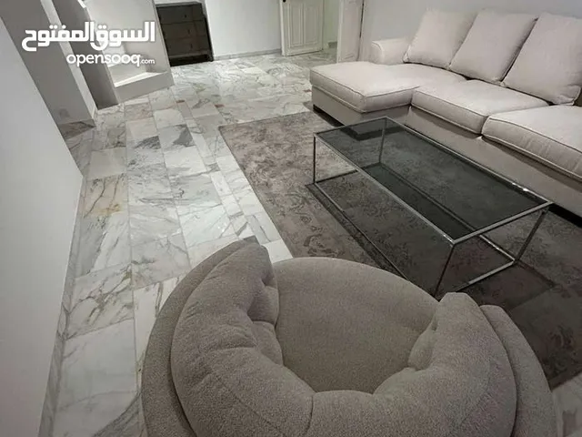 250m2 4 Bedrooms Apartments for Rent in Amman Abdoun