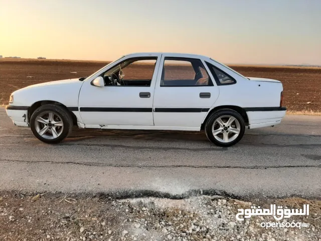اوبل فكترا